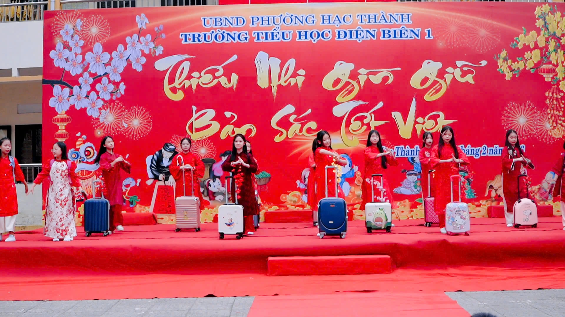 Thiếu nhi gìn giữ bản sắc Tết Việt