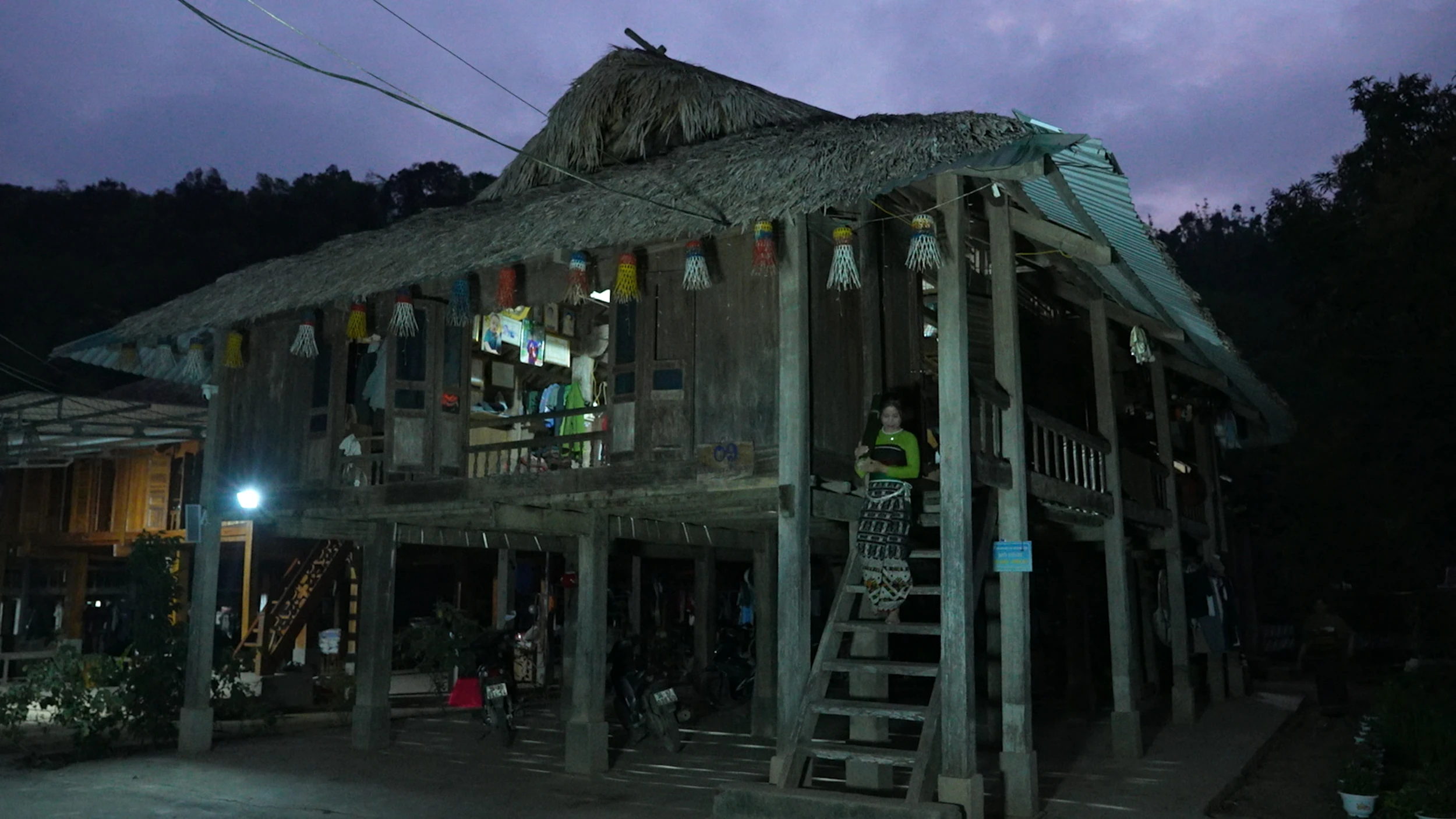 “Au nặm pí mớ” - Mỹ tục mở đầu năm mới của người Thái