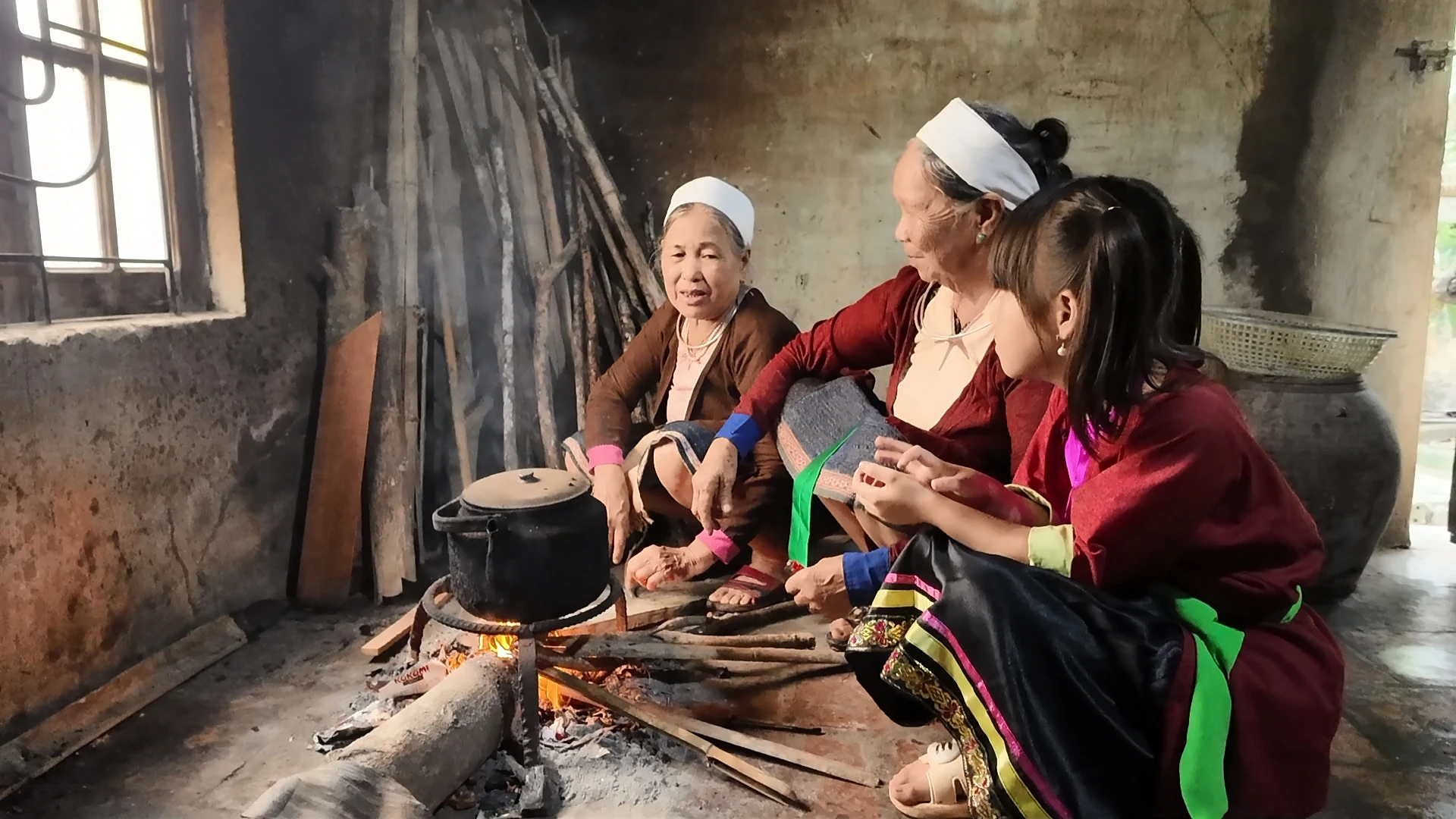 Xuân về bản Thổ