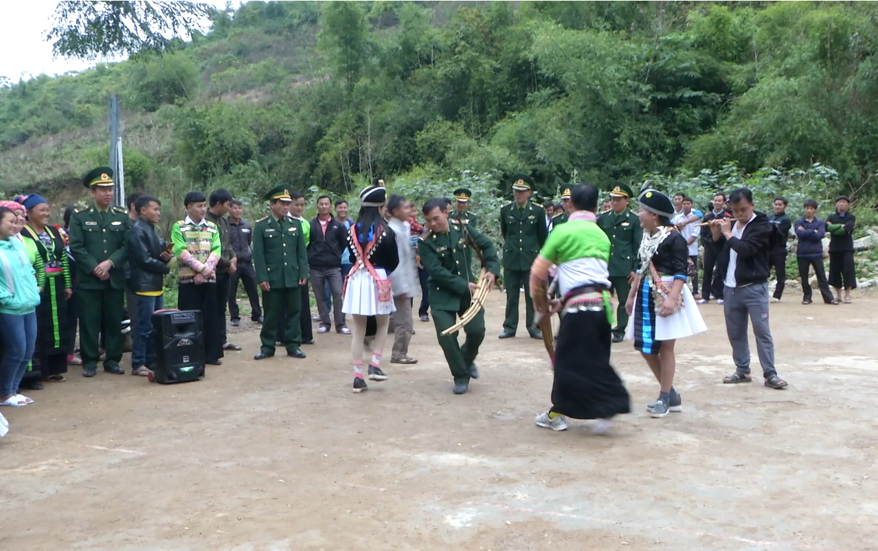 Cho mùa xuân biên giới an vui