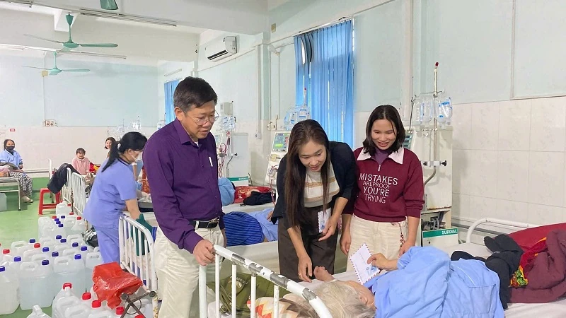 Bệnh viện ngày cuối năm