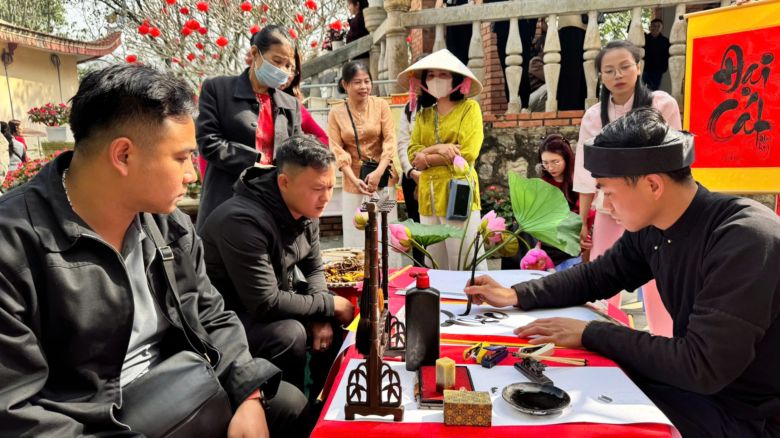 Đầu xuân đi lễ Cửa Đạt