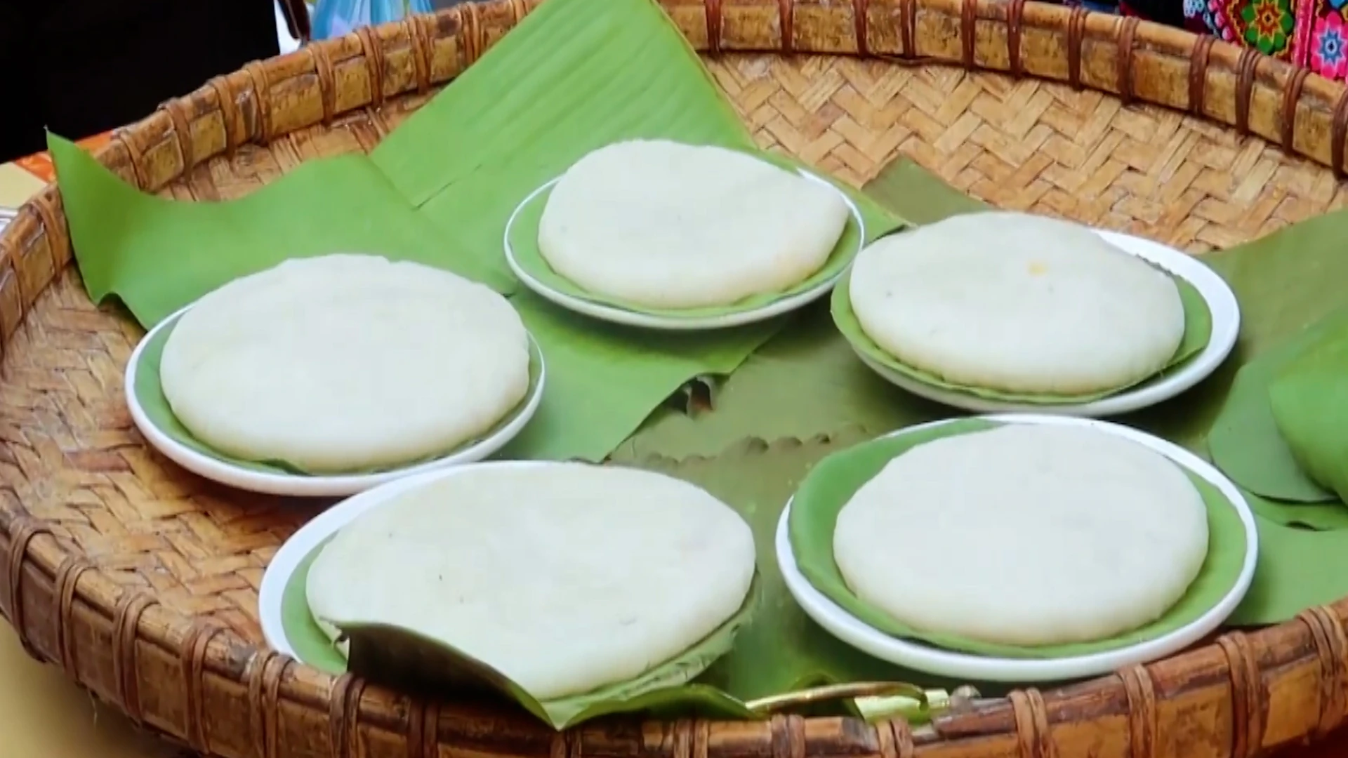 Du xuân trên bản Mông