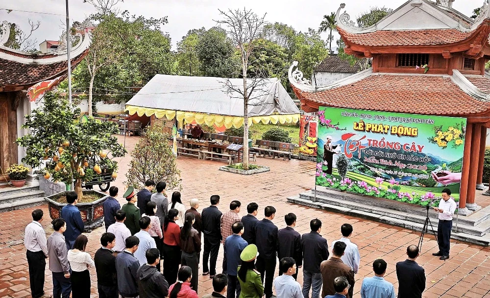 Xã Định Tân phát động “Tết trồng cây đời đời nhớ ơn Bác Hồ”