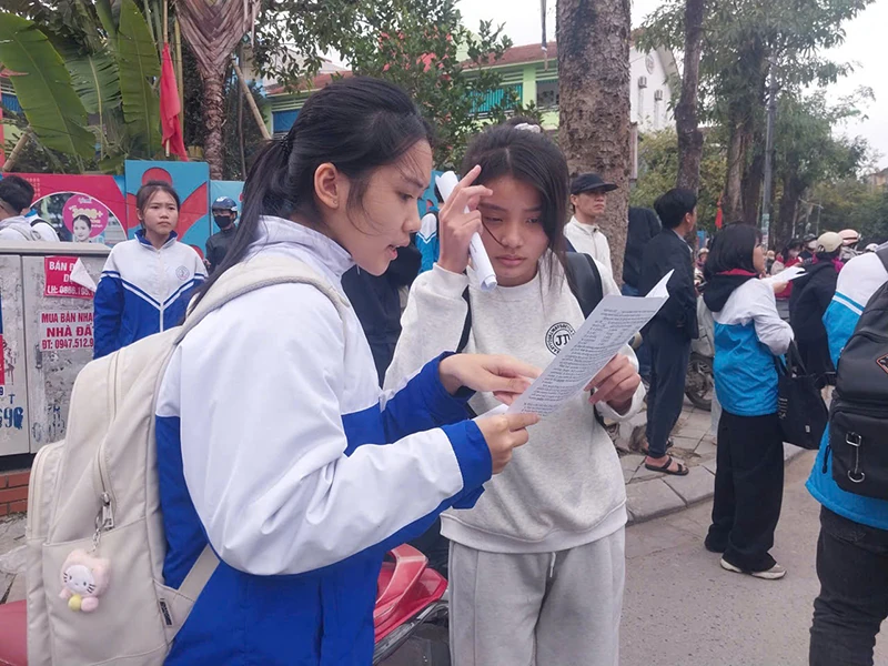 Từ kỳ thi khảo sát chất lượng...