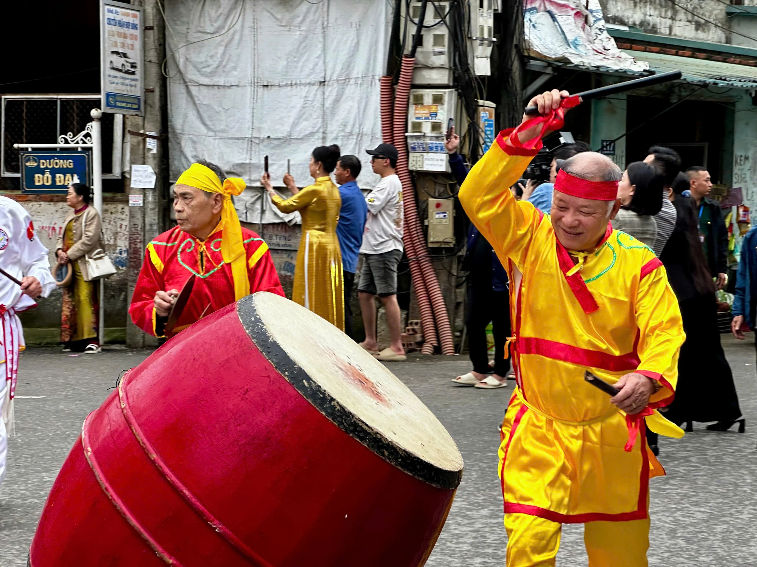 Lễ hội đền thờ Nguyễn Phục: Khi hội làng vẫn bền bỉ trong lòng đô thị