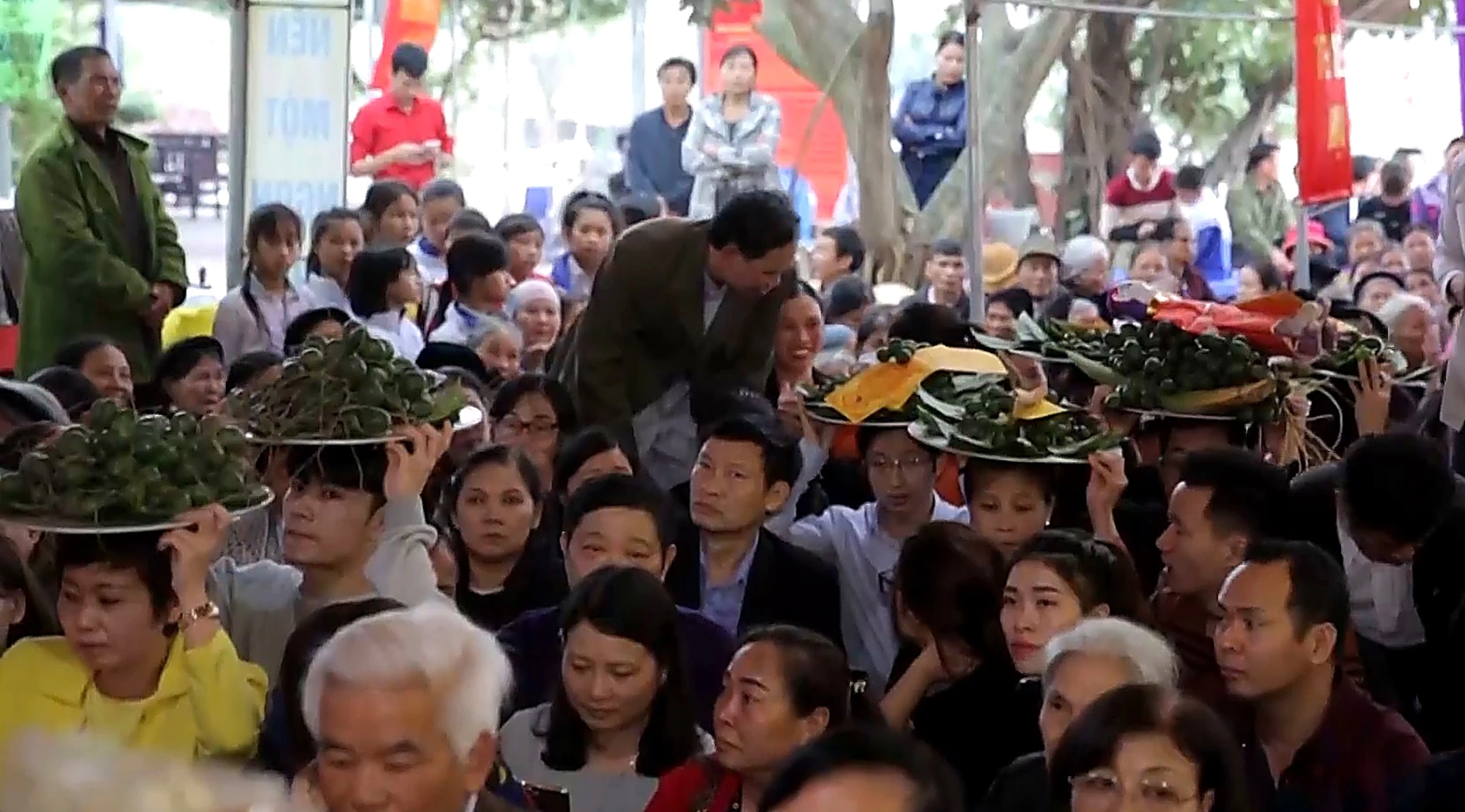 Tín ngưỡng thờ Mẫu xứ Thanh (Kỳ 2): Hầu đồng – Di sản trong đời sống hôm nay