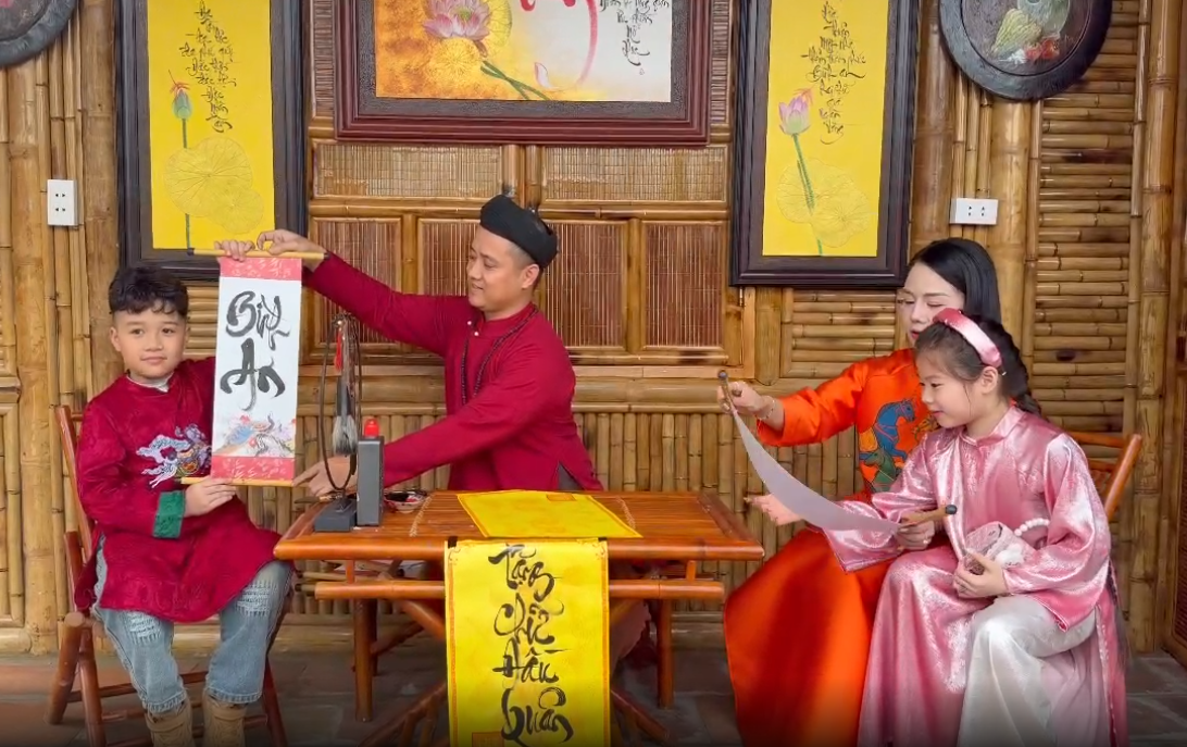 Xin chữ đầu năm - Nét văn hóa còn mãi