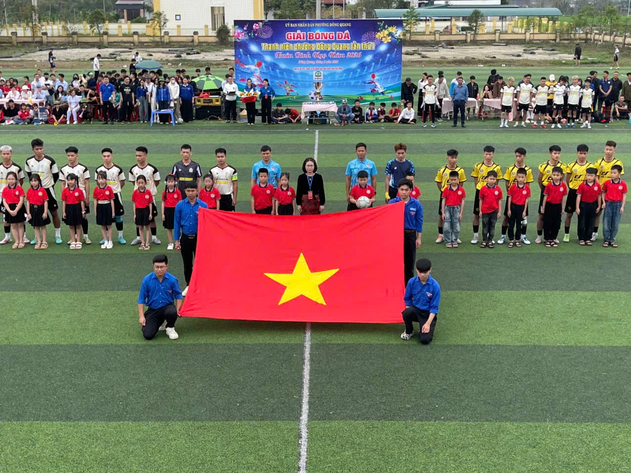 Giải bóng đá Thanh niên phường Đông Quang thành công tốt đẹp