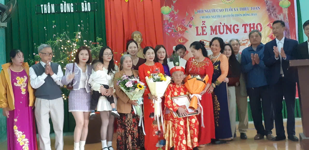 Mừng thọ - Nét đẹp văn hóa đầu năm