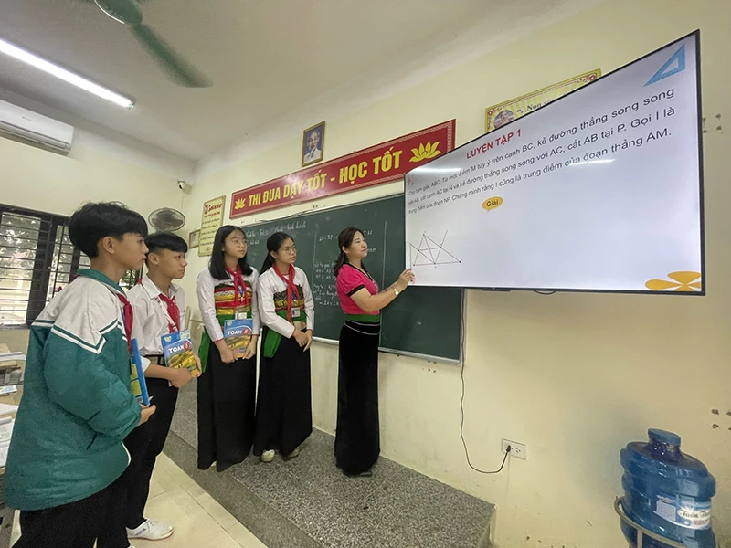 Phụ nữ xứ Thanh trong kỷ nguyên số (Bài 2): Chủ động thích ứng trong môi trường làm việc số