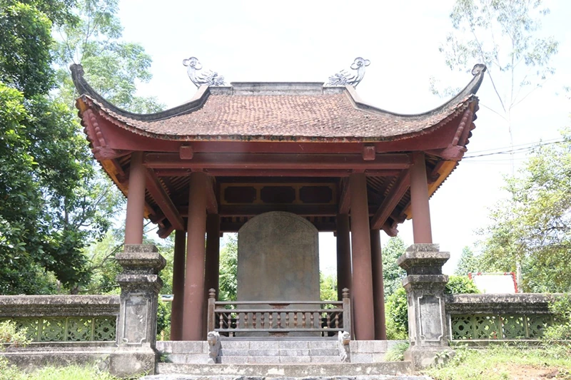 Bậc nữ nhân qua những chuyện kể lưu danh sử sách