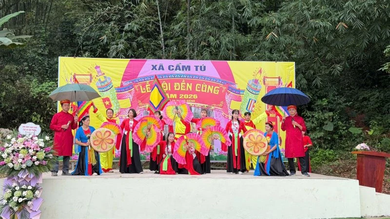 Đặc sắc Lễ hội Đền Cùng