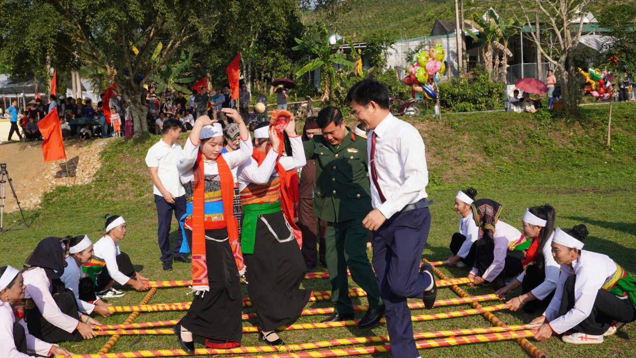 Rộn ràng Lễ hội Kin Chiêng Boọc Mạy xuân Bính Ngọ 2026