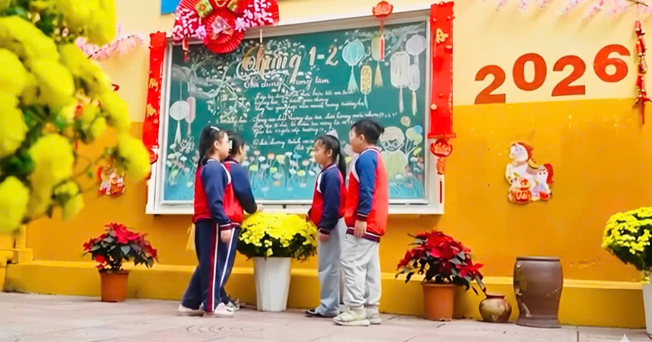 Mùa xuân trong mắt em