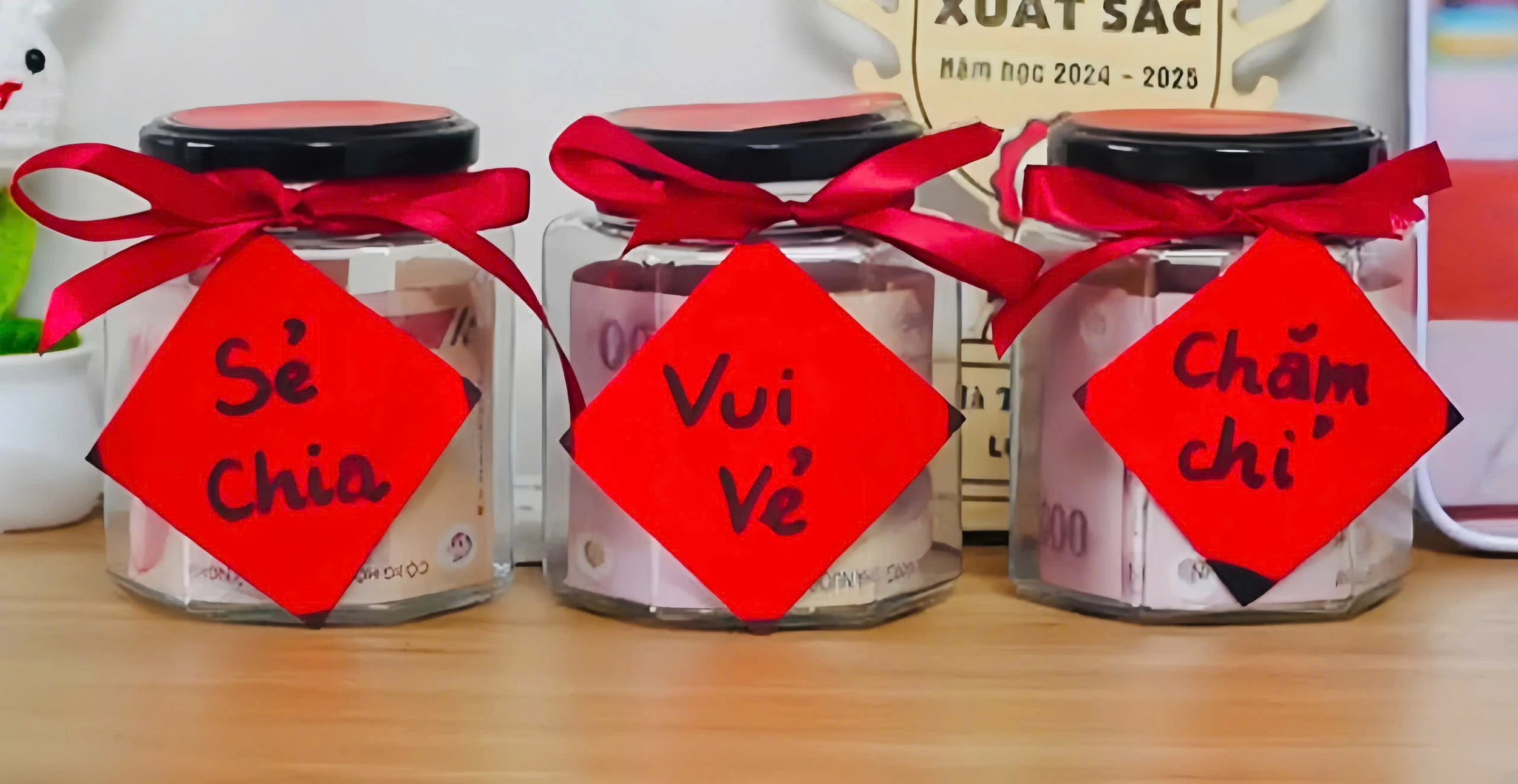 Mùa xuân trong mắt em