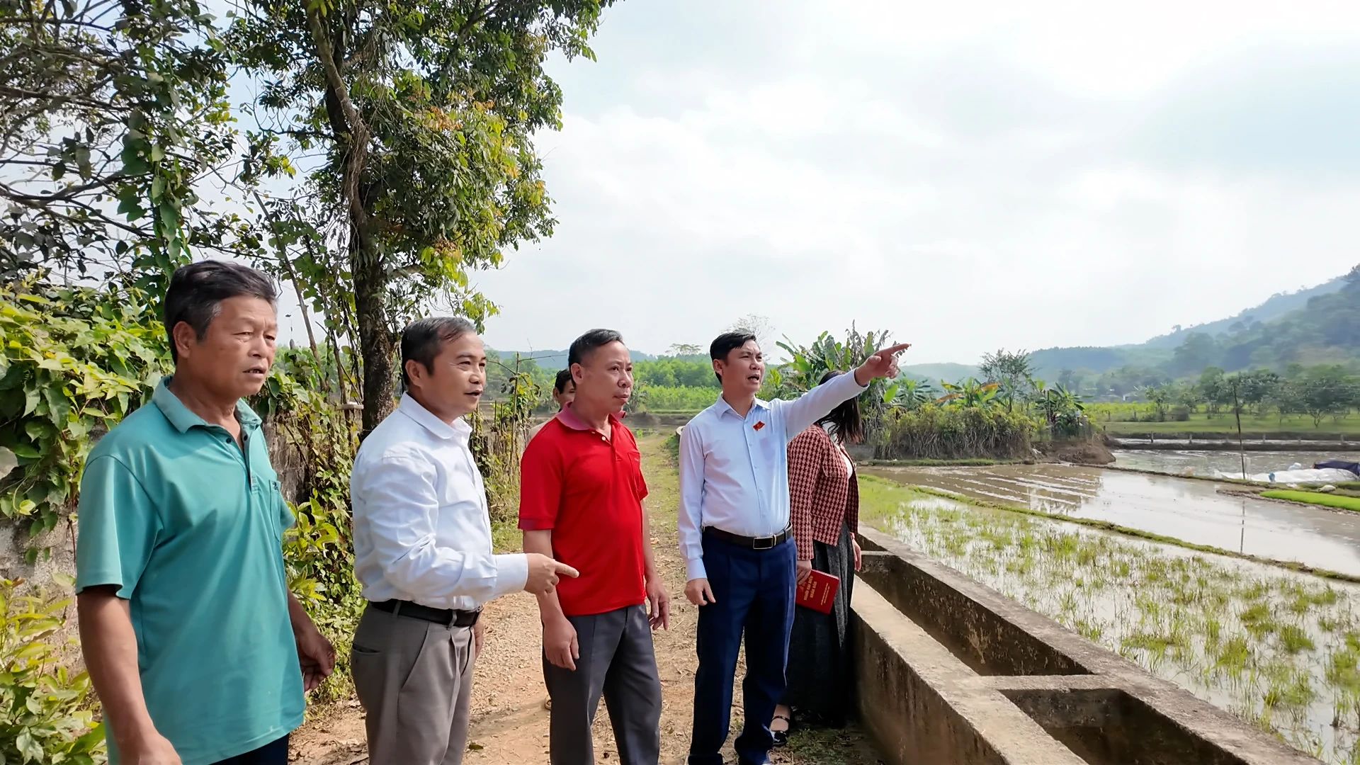 Người “vác tù và” làm đại biểu HĐND xã