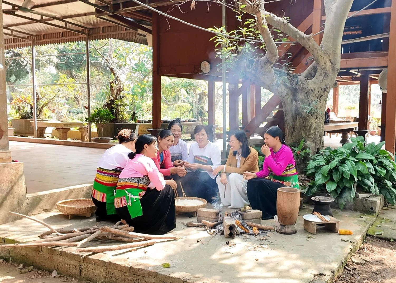 Giữ hương nếp hạt cau xứ Mường