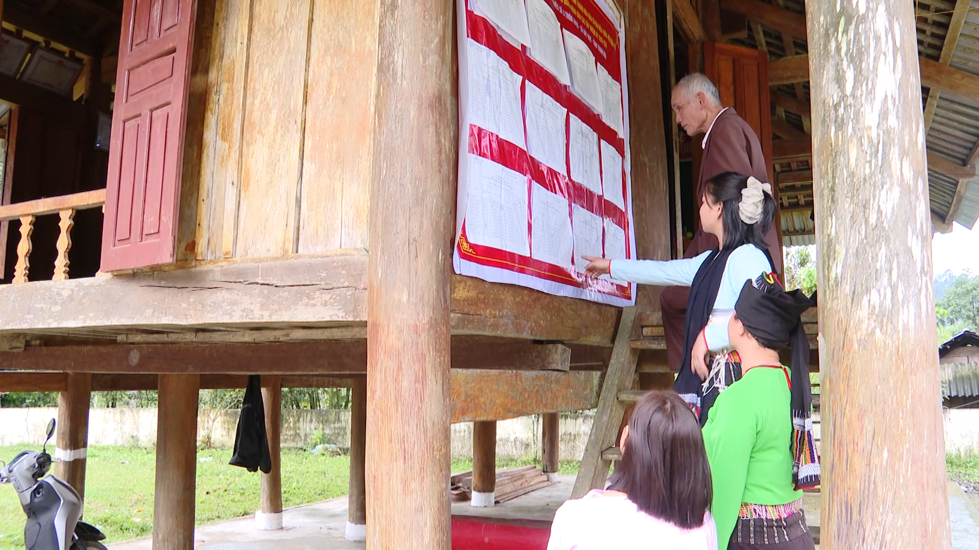 Xã biên giới Bát Mọt hướng về ngày hội non sông