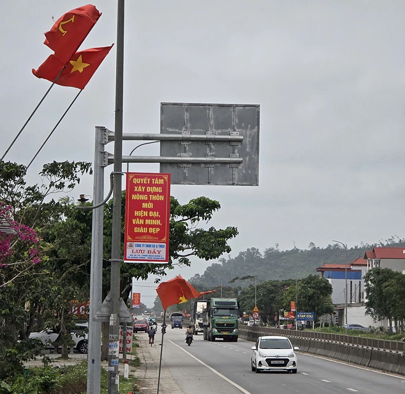 Hội Doanh nghiệp xã Quảng Chính chung tay tuyên truyền bầu cử