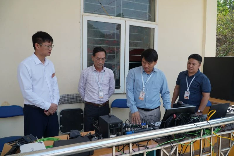 Những hình ảnh đẹp trước ngày bầu cử ở xã vùng biên