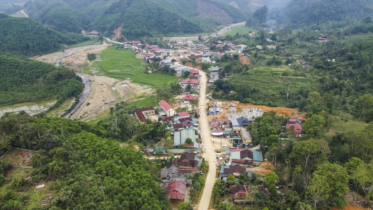 Chợ phiên Bát Mọt - nhịp sống vùng biên miền Tây xứ Thanh