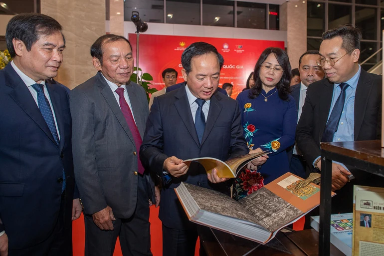 Hai cuốn sách về lịch sử giành giải A Giải thưởng Sách Quốc gia