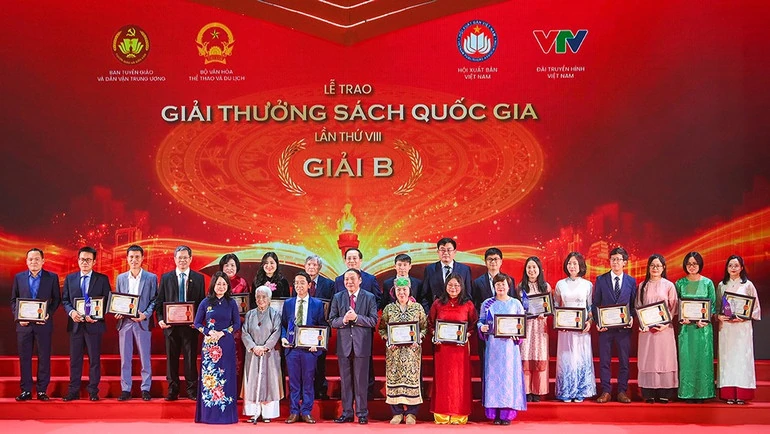 Hai cuốn sách về lịch sử giành giải A Giải thưởng Sách Quốc gia