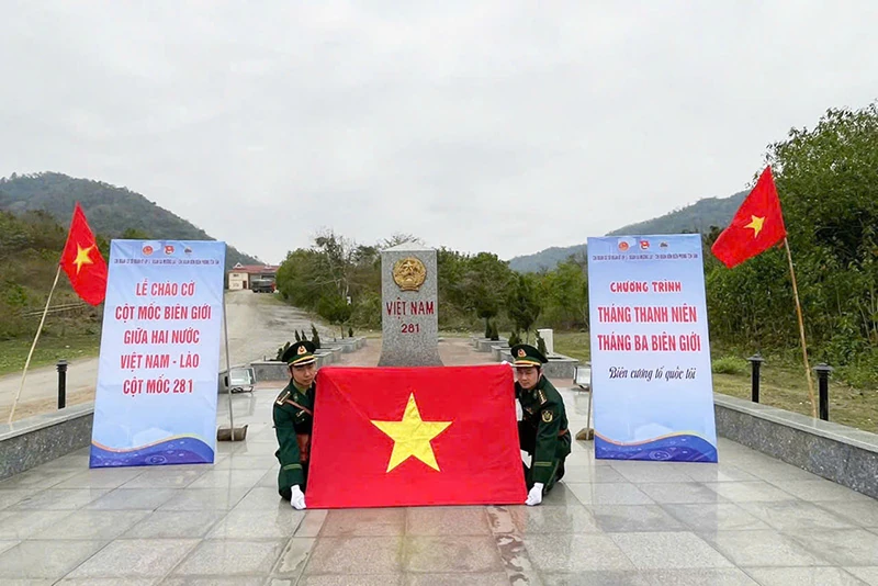 Đồn Biên phòng Cửa khẩu Tén Tằn tổ chức hoạt động “Tháng 3 biên giới”