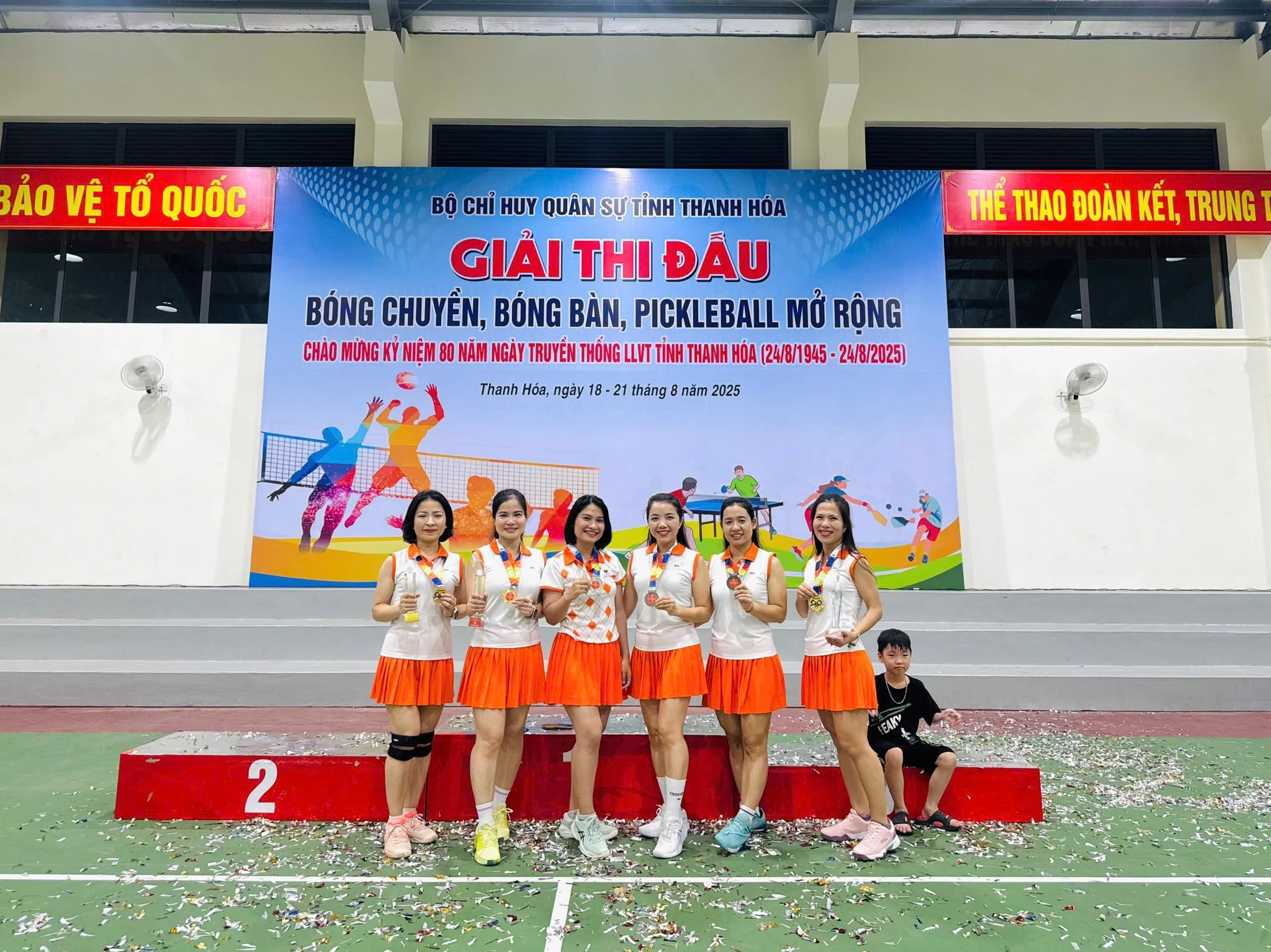 Phụ nữ với thể thao: Lối sống khoẻ sau những giờ lao động và làm việc