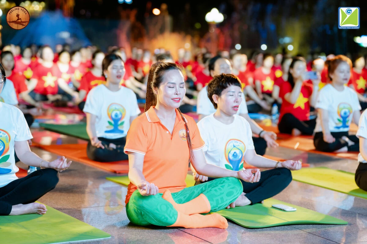 Phụ nữ với thể thao: Lối sống khoẻ sau những giờ lao động và làm việc