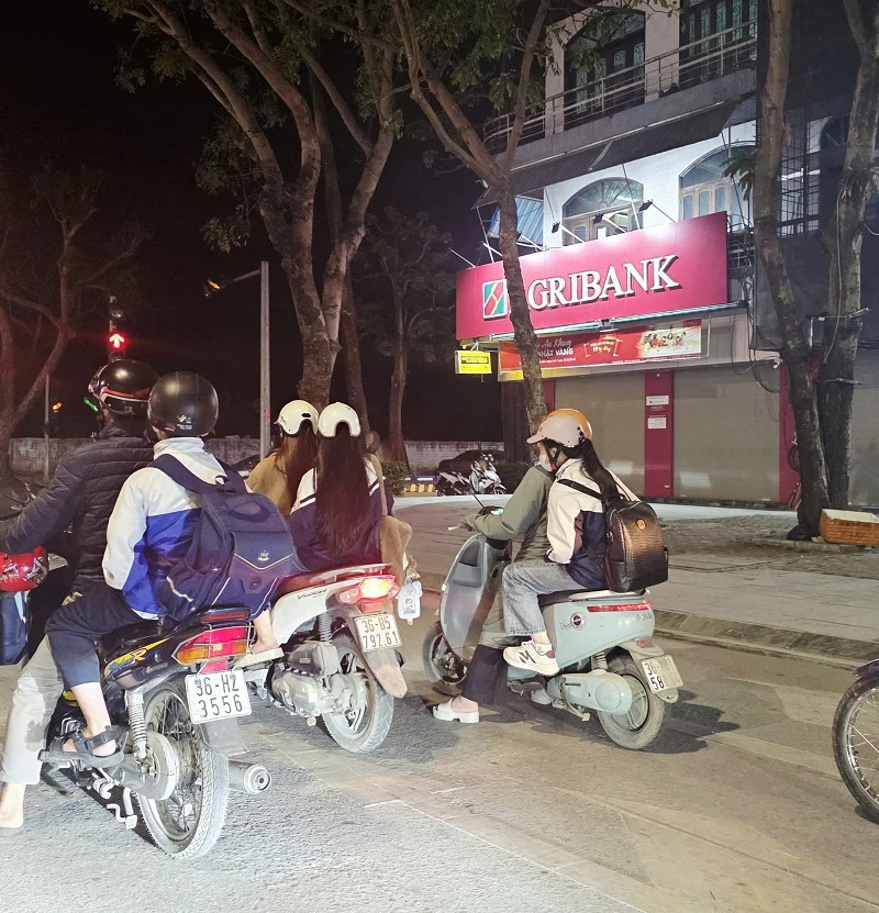 Áp lực học thêm - câu chuyện chưa có hồi kết