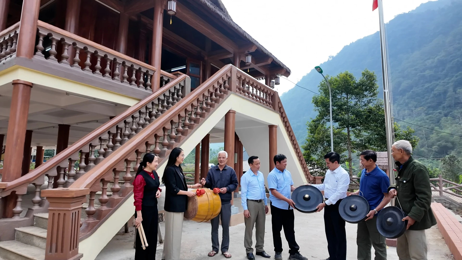 Từ tri thức đến trái tim cộng đồng