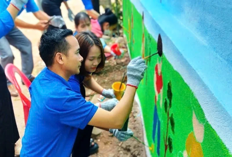 Khát vọng thanh xuân (Bài 2): Thủ lĩnh đoàn với khát vọng làm đẹp quê biển Hải Bình