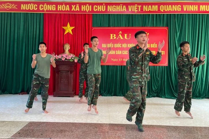 Khát vọng thanh xuân (Bài 1): Nơi đầu sóng vững vàng tay súng