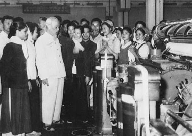 Ngày này năm xưa (20/3): Bác Hồ nhắc nhở quân đội ta “Khi thành công càng phải khiêm tốn, chớ có tự kiêu tự đại”