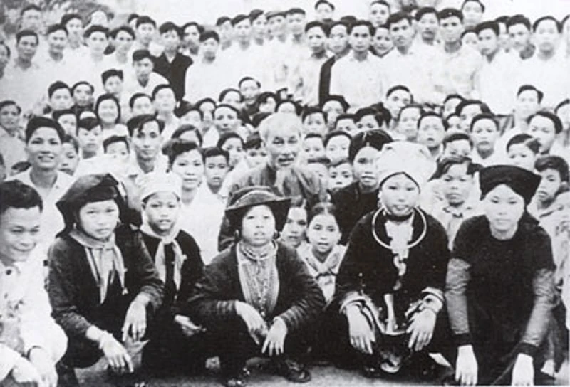 Ngày này năm xưa (21/3): Bác Hồ dạy phải chống bệnh hình thức, chống lãng phí, tham ô