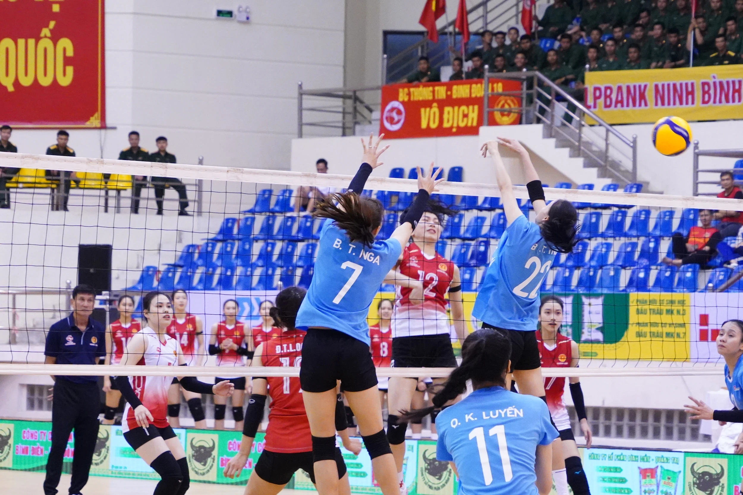 Bóng chuyền nữ XMLS Thanh Hóa lỡ hẹn với vòng bán kết Giải bóng chuyền Cup Hoa Lư - Bình Điền năm 2026