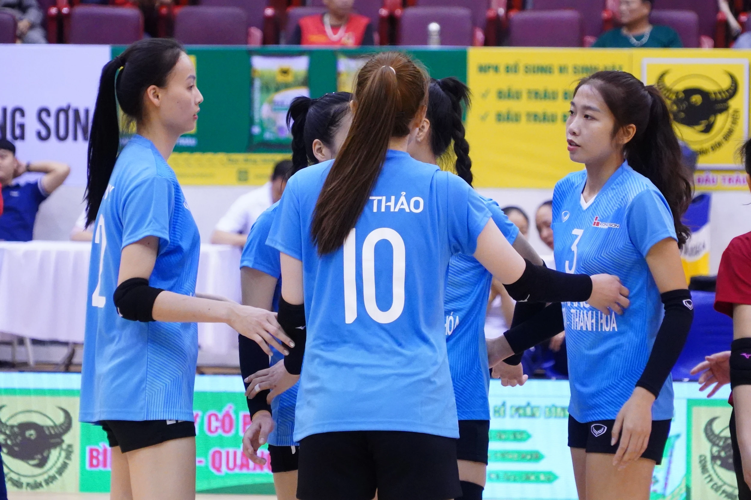 Bóng chuyền nữ XMLS Thanh Hóa lỡ hẹn với vòng bán kết Giải bóng chuyền Cup Hoa Lư - Bình Điền năm 2026