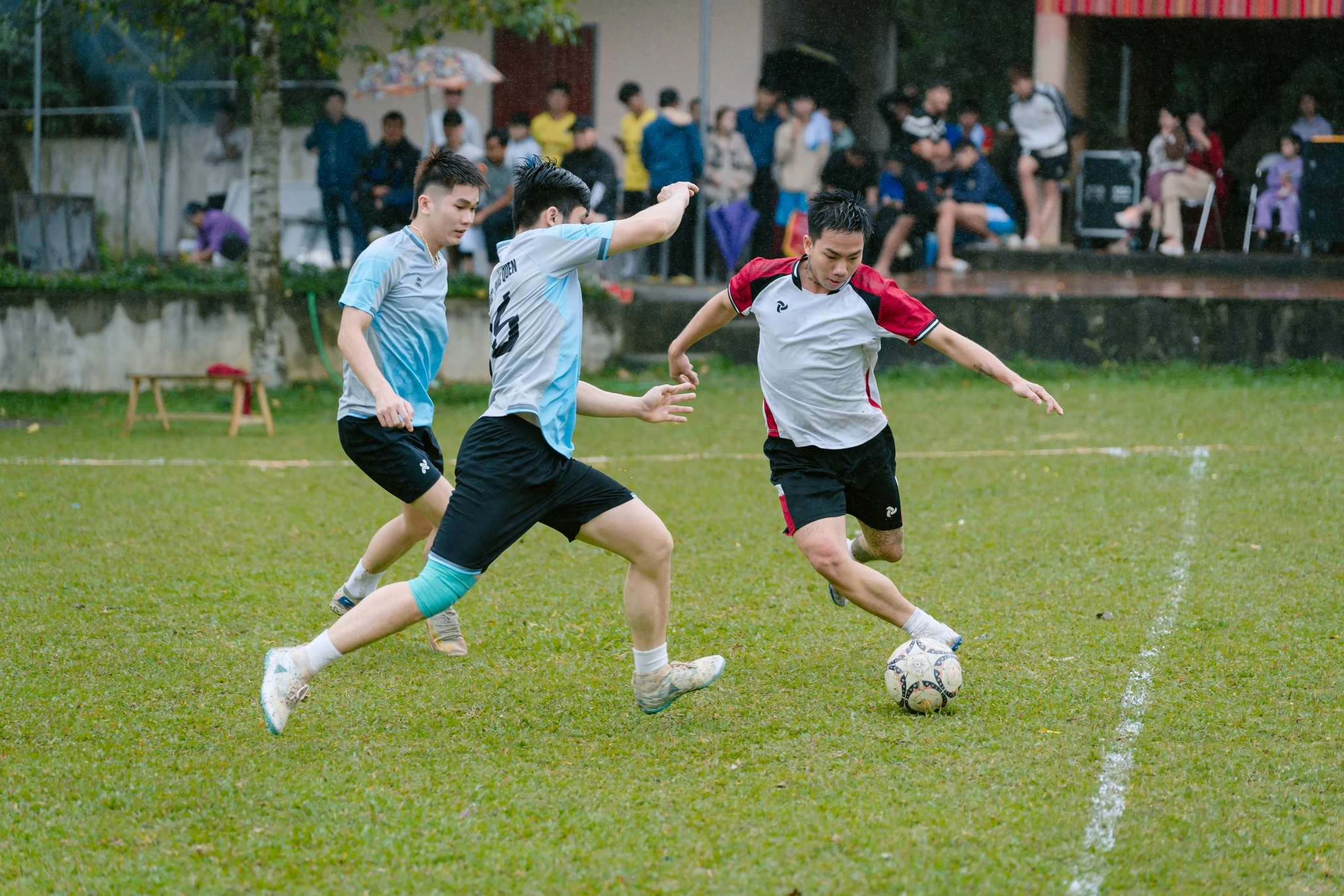 Khai mạc Giải bóng đá Thanh niên xã Đồng Lương năm 2026