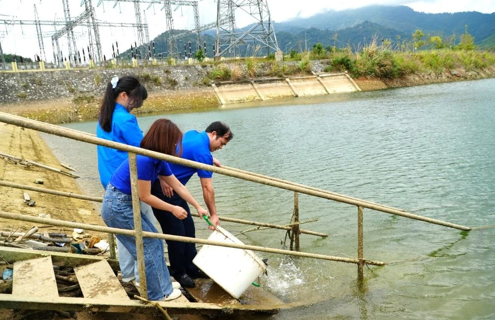 Tuổi trẻ EVNGENCO2 triển khai nhiều hoạt động ý nghĩa tại Nhà máy Thủy điện Trung Sơn