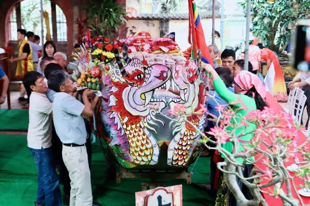 Hội làng Quỳ Chử