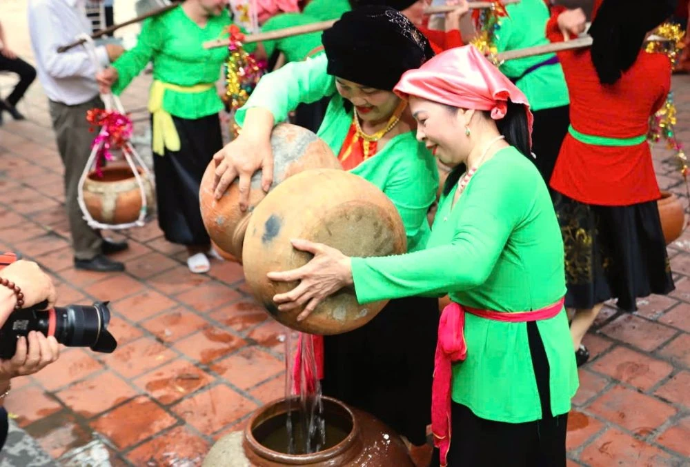 Hội làng Quỳ Chử