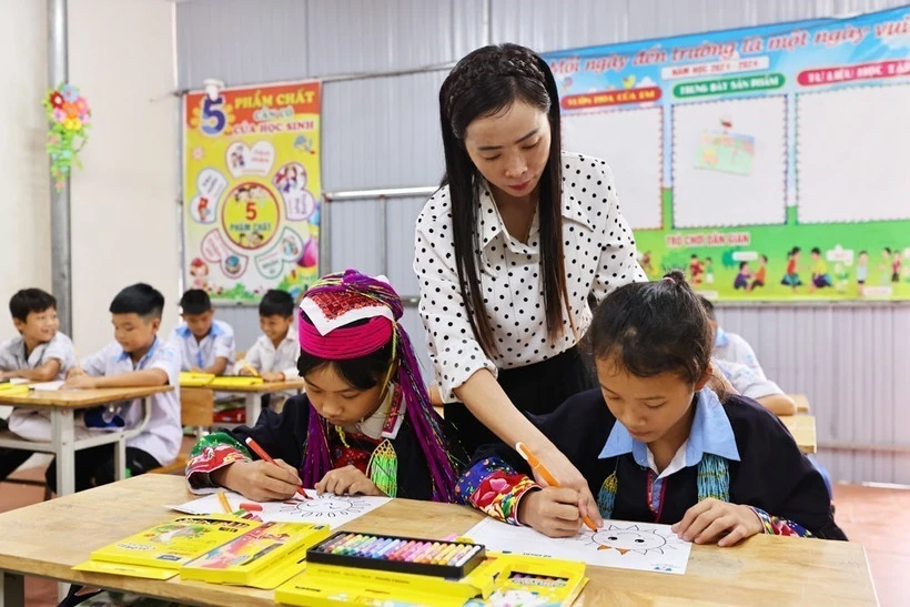 Bộ GD-ĐT ban hành Quy chế xét chọn tuyên dương nhà giáo tiêu biểu