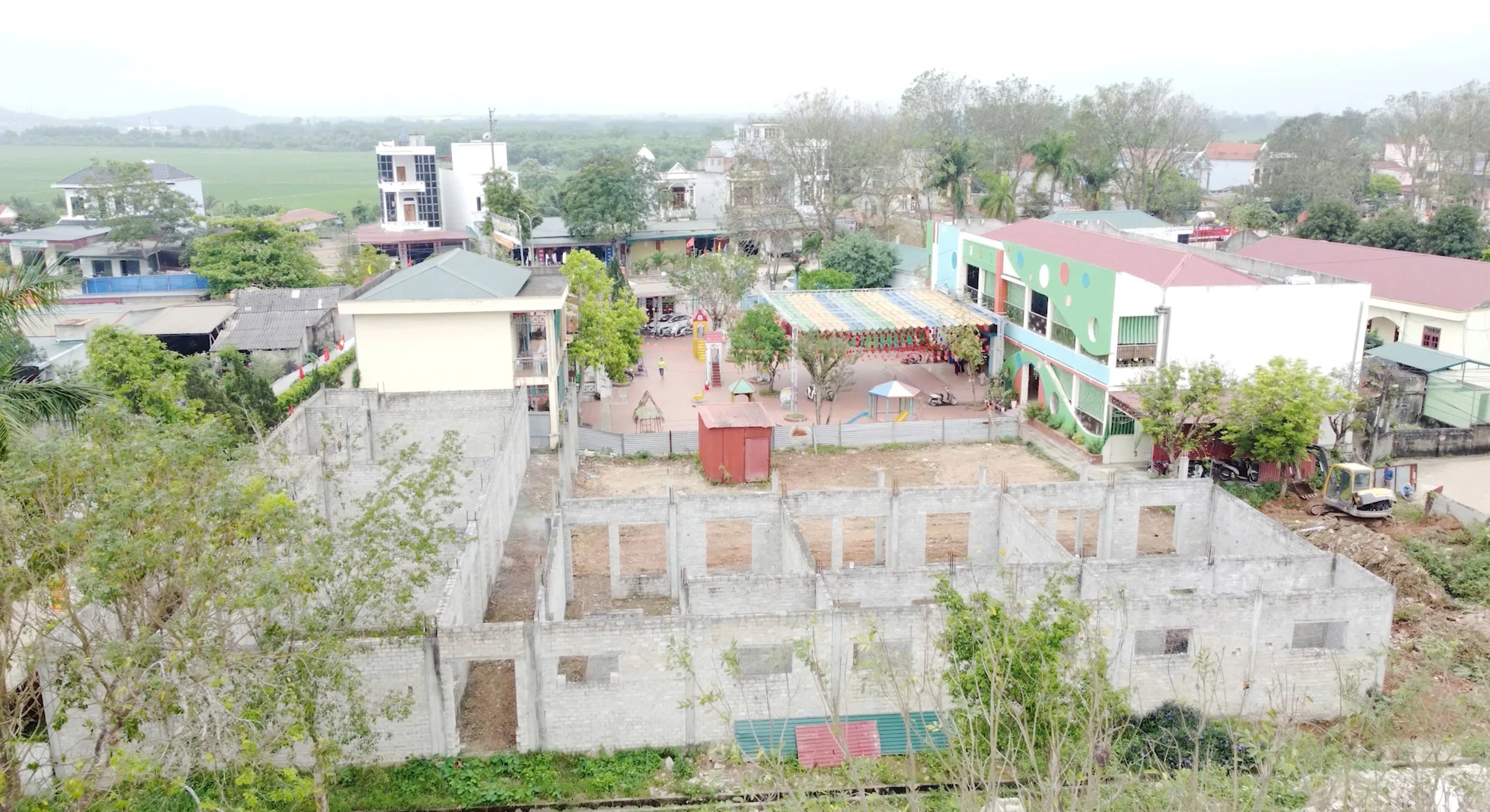 Khởi động lại dự án trường học nhiều năm dang dở