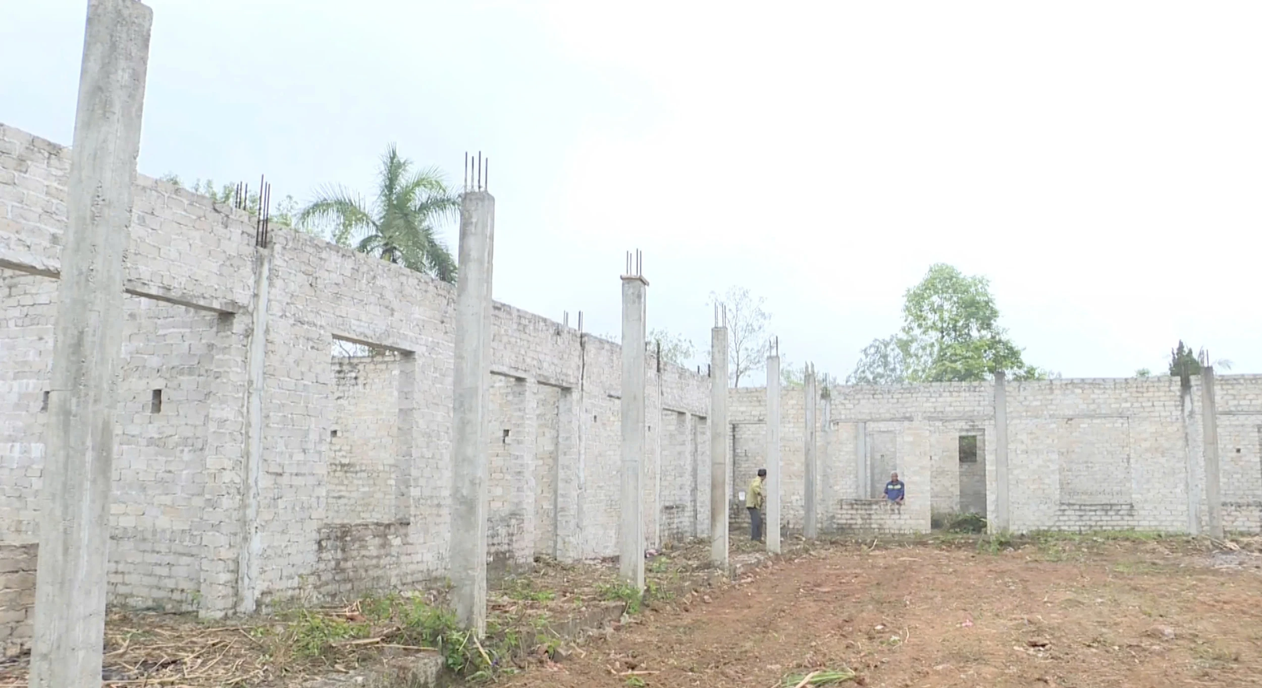 Khởi động lại dự án trường học nhiều năm dang dở