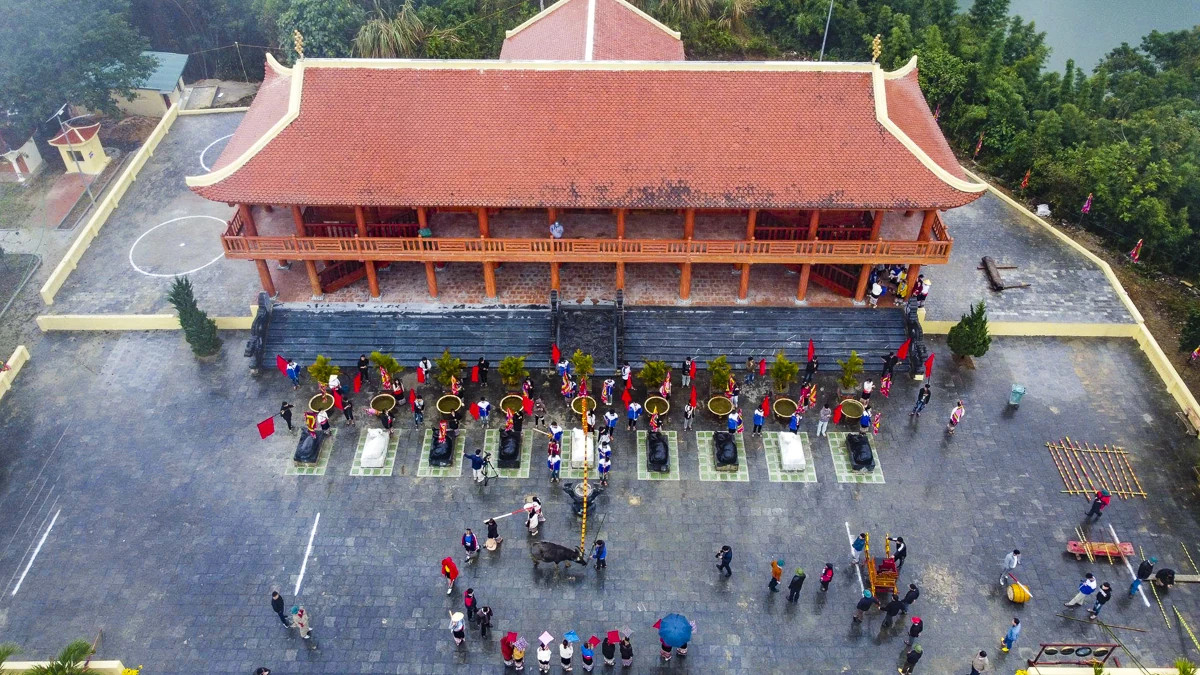 Đền Chín Gian - dấu ấn văn hóa Thái giữa đại ngàn xứ Thanh