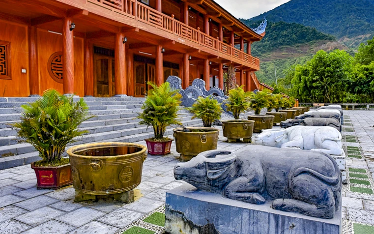 Đền Chín Gian - dấu ấn văn hóa Thái giữa đại ngàn xứ Thanh