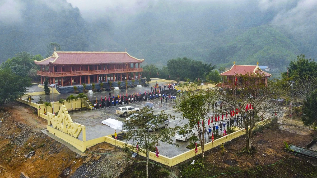 Đền Chín Gian - dấu ấn văn hóa Thái giữa đại ngàn xứ Thanh