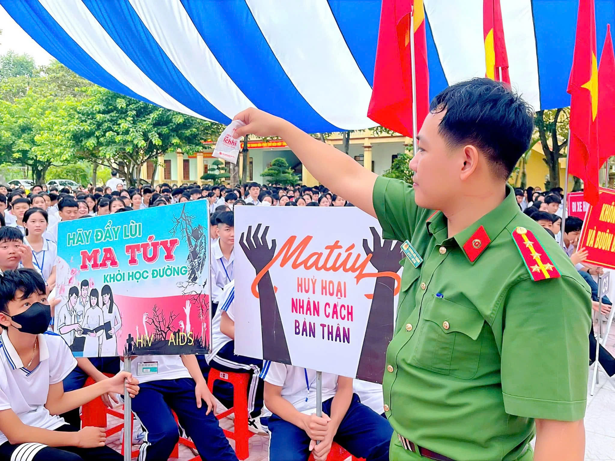 Người lớn có cần phải học nói?